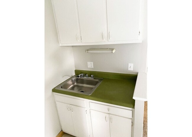 Photo - 249 Senator Pl Unit 249-02