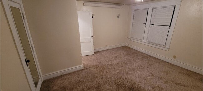 Photo - 311 E Harrison St