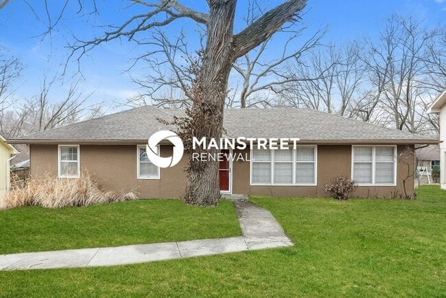 Building Photo - 3 Bedroom Pet-Friendly Home in Kansas City, MO with Main Street Renewal