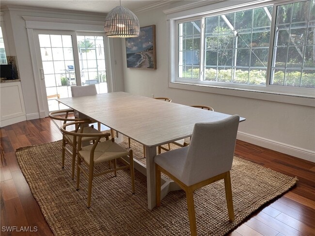 Photo - 660 Regatta Rd