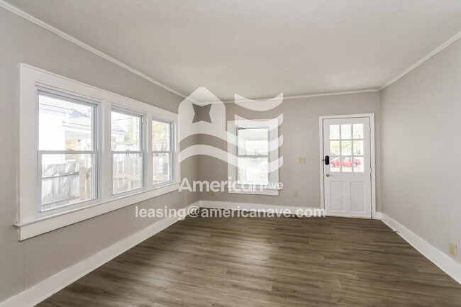 Photo - 110 Albany St