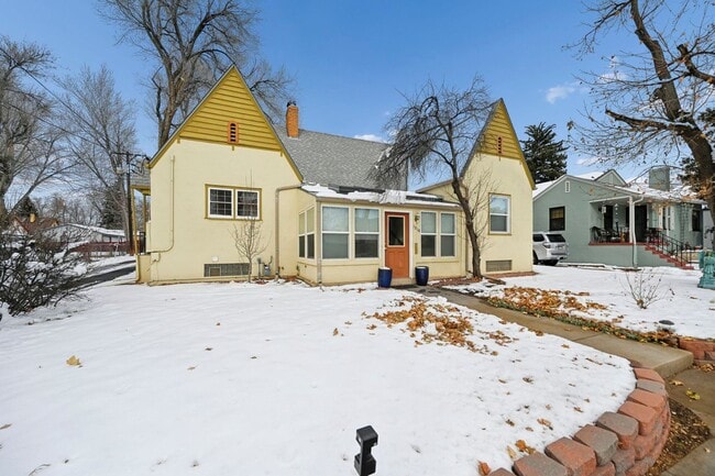 Photo - 1318 E Willamette Ave Unit 1318 E Willamette Lower