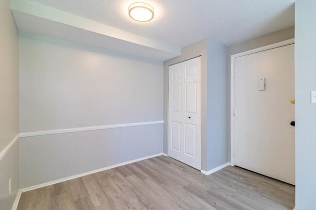Freelander Apartments