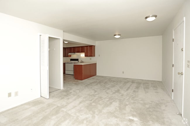 Photo - Chesterfield Manor