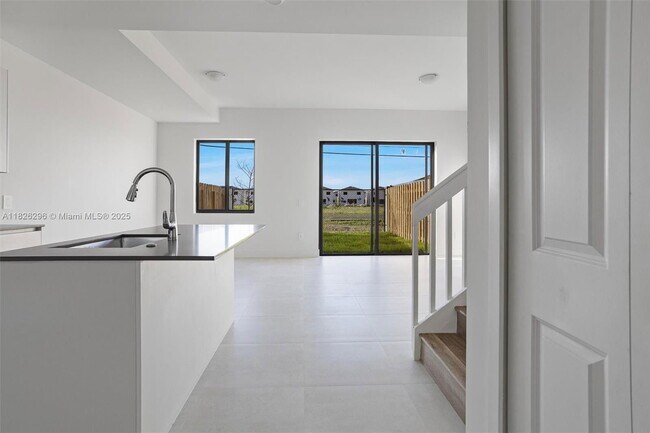 Photo - 34417 SW 189th Ct