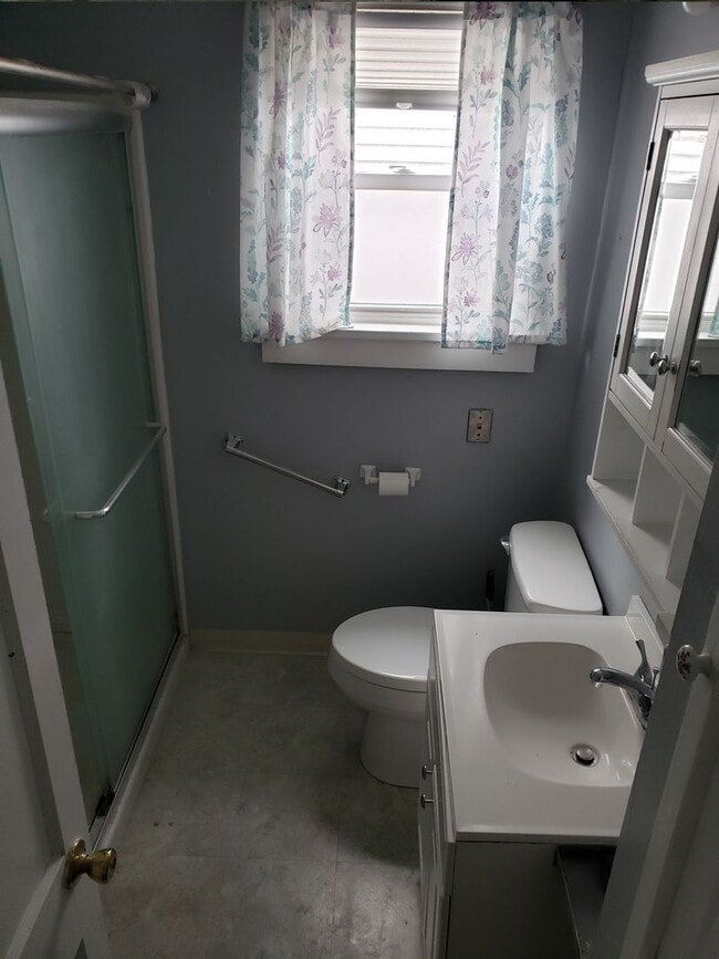 Photo - 3 Bed 1 Bath House for Rent