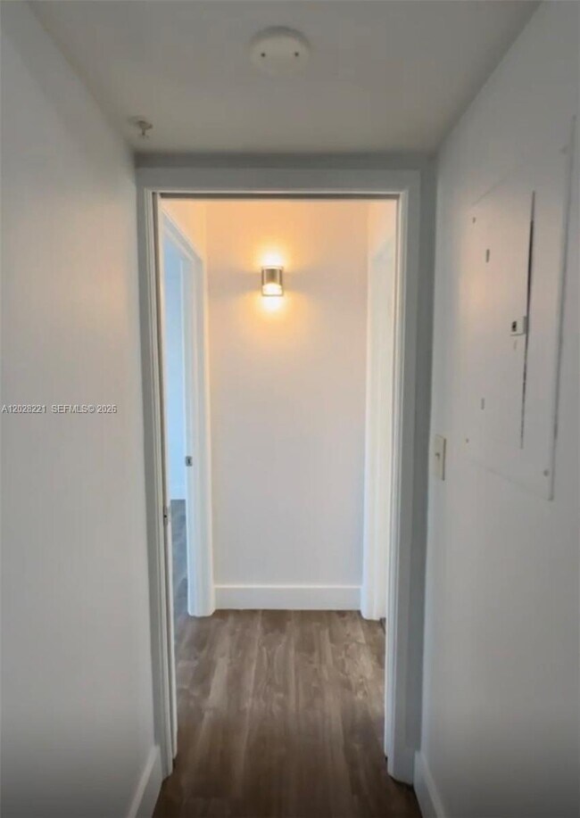 Photo - 4420 NW 107th Ave Unidad 206