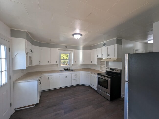 Photo - 308 Washington St