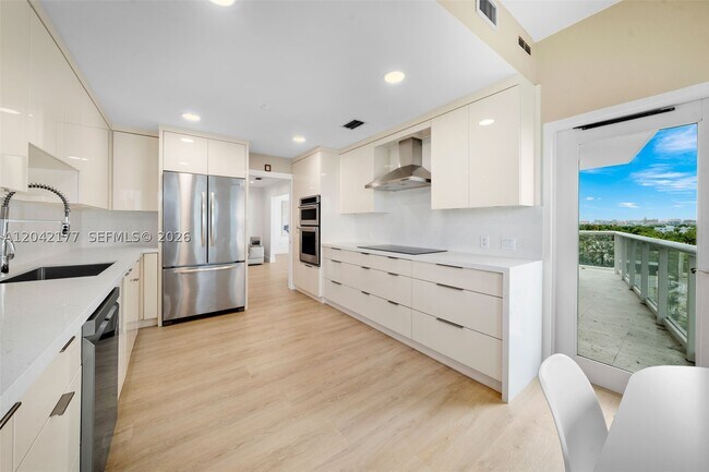 Photo - 2645 S Bayshore Dr Unit 601