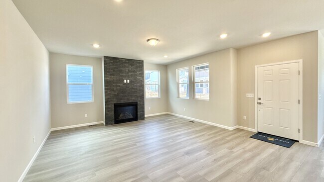 Photo - 764 Wood Sorrel Ln