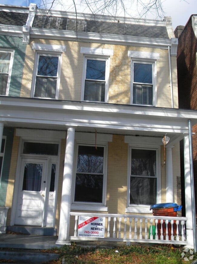 Building Photo - 14 S Addison St Rental