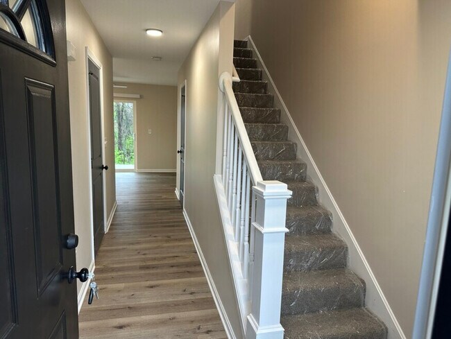 Woodland Pointe - Woodland Pointe