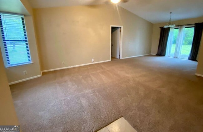 Photo - 106 Catauba Ct