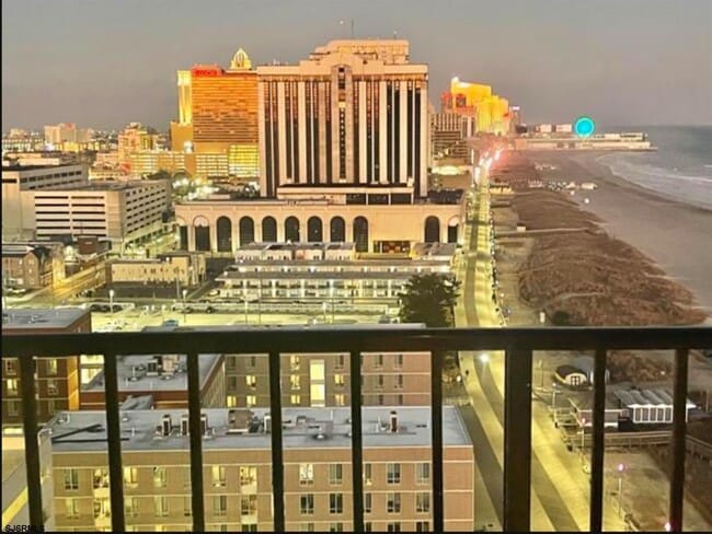 Photo - 3851 Boardwalk Unit 2405