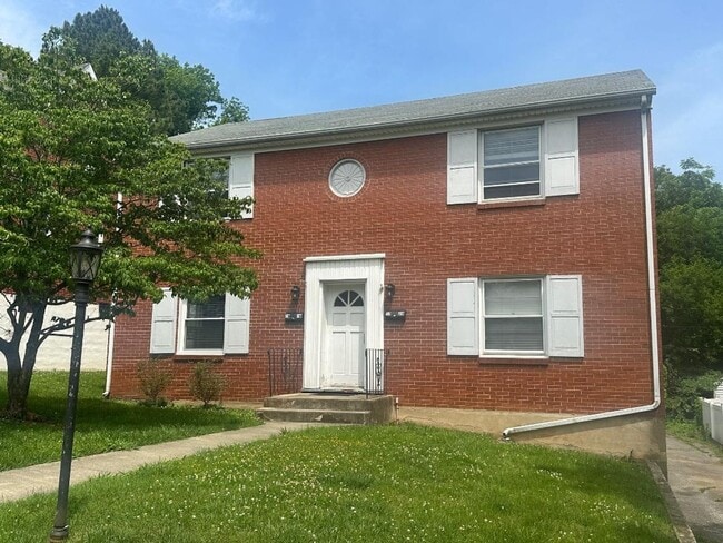 SW City Duplex! - SW City Duplex! House