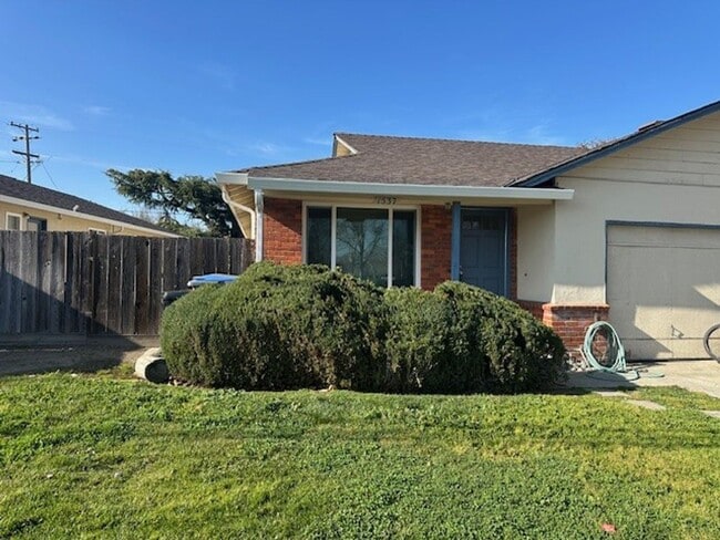 Building Photo - 55-1909 Unit 1537