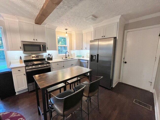 Photo - 1518 Columbia Cir