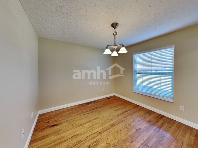 Photo - 10408 Lynchburg Dr