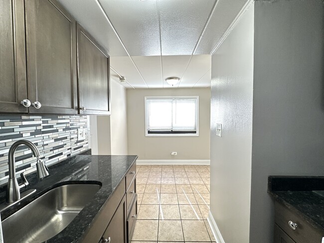 Photo - 3810 25th Ave Unidad 3