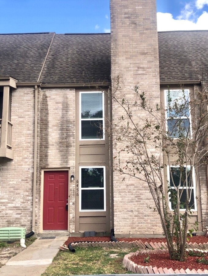 Photo - 6456 Kentwick Dr