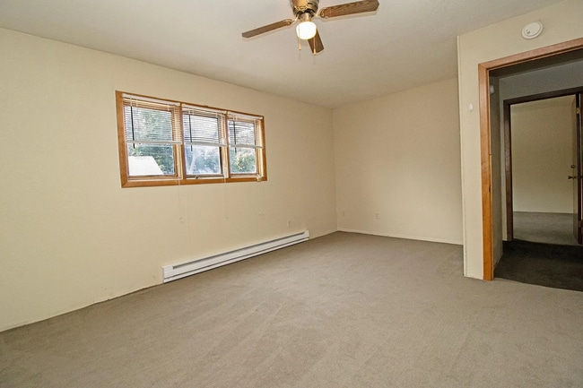 Photo - 815 5th Ave S