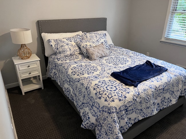 Photo - 2423 Northbrook Rd