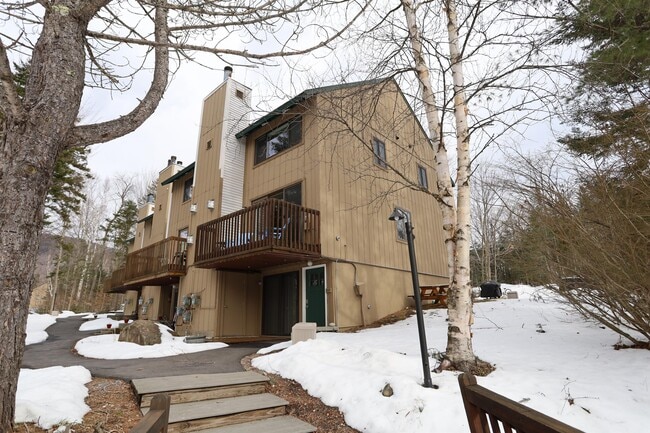 Photo - 23 Windsor Hill Way Townhome