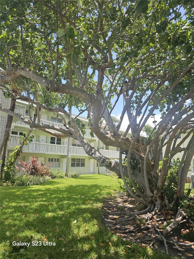 Photo - 1900 NE 8th Ct Unit 308