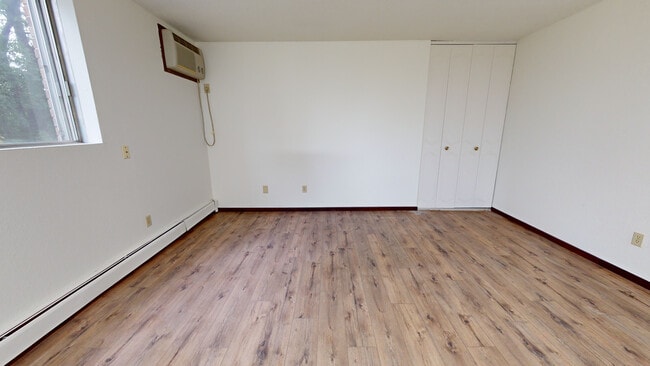 Small 1-Bedroom