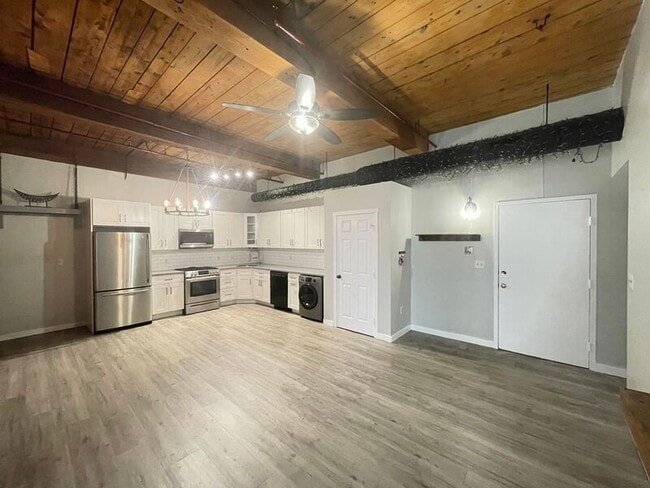 Photo - 471 Silver St Condo Unit #104