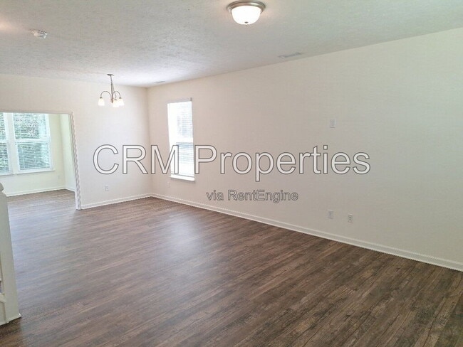 Photo - 6309 Pinebark Pl