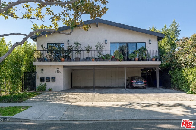Building Photo - 393 Huntley Dr