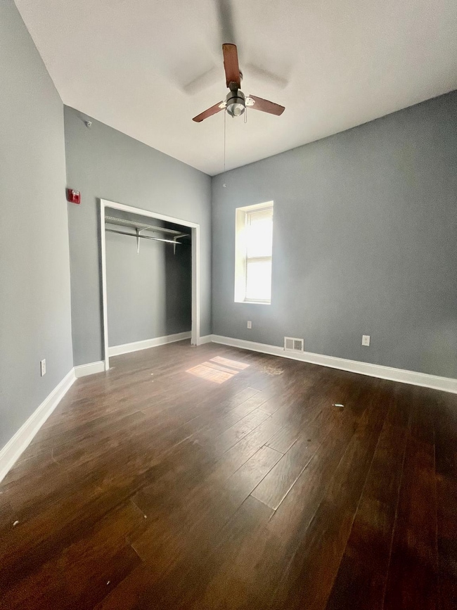 Photo - 4115 Pennsgrove St Unidad 1