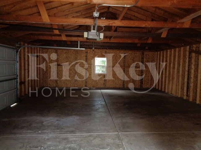 Photo - 724 Gates St