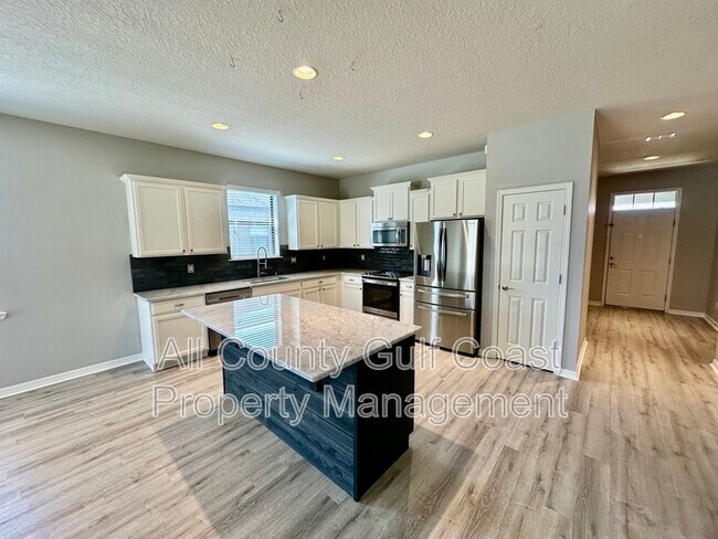 Photo - 10704 56th St E