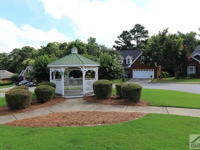 Photo - 108 Huntington Shoals Dr