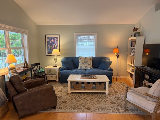 Photo - 132 N Shore Rd