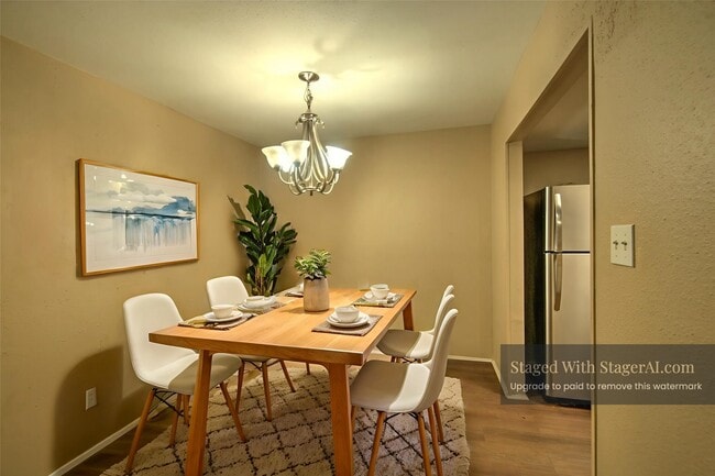 Photo - 9009 Richmond Ave Unit 203
