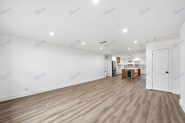 Photo - 7412 Fenton Dr