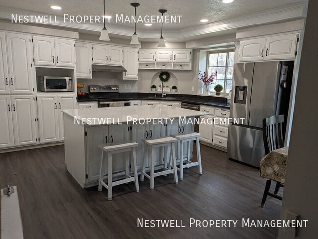 Photo - 1715 E Cherokee Dr