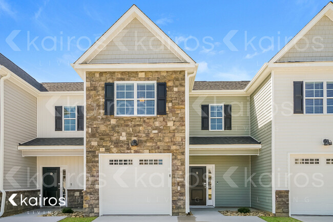 Photo - 3708 Oak Leaf Wy Townhome