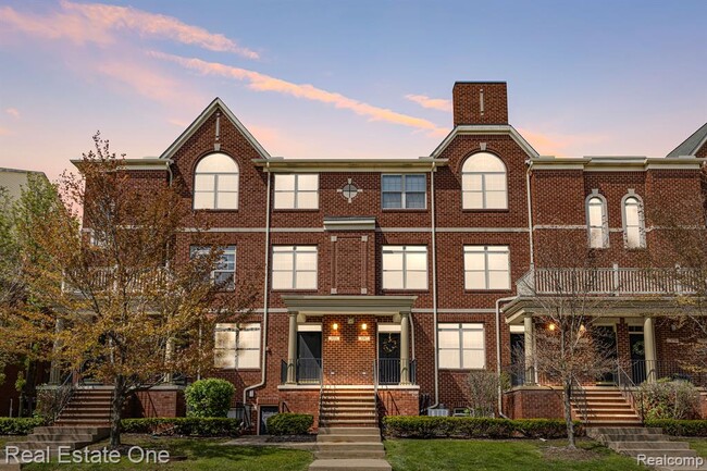 Building Photo - 3091 Camden Dr