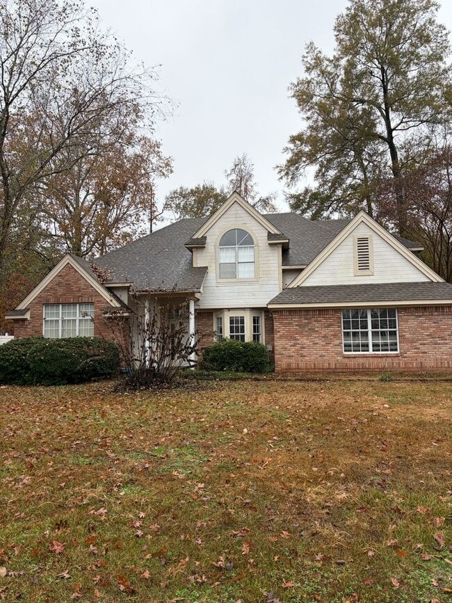 Photo - 89 Sir Henry Dr