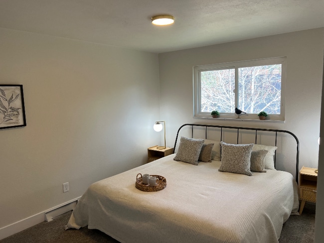 Photo - 8834 E Radcliff Ave