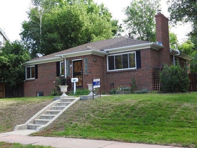 Photo - 760 Oneida St
