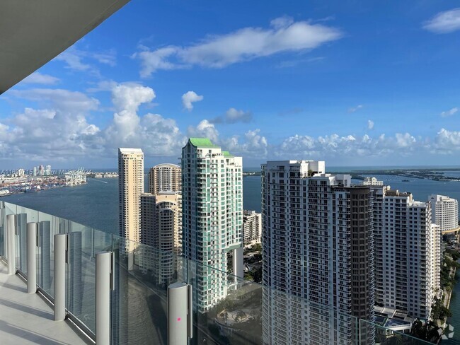 Building Photo - 300 Biscayne Blvd Way Unit 3705 Rental