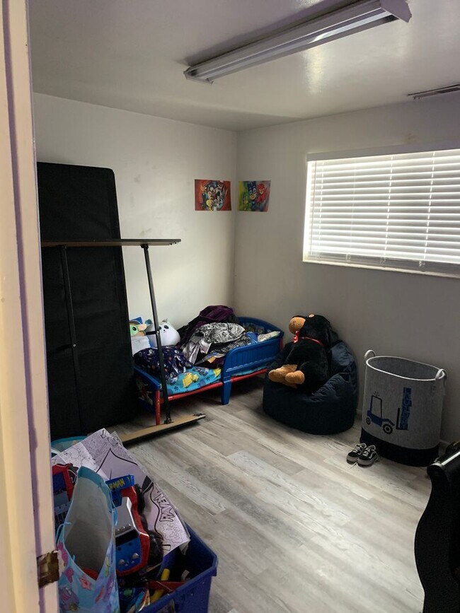 Photo - 542 600 W Unidad #2