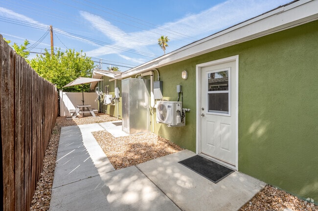 6681 La Jolla Dr