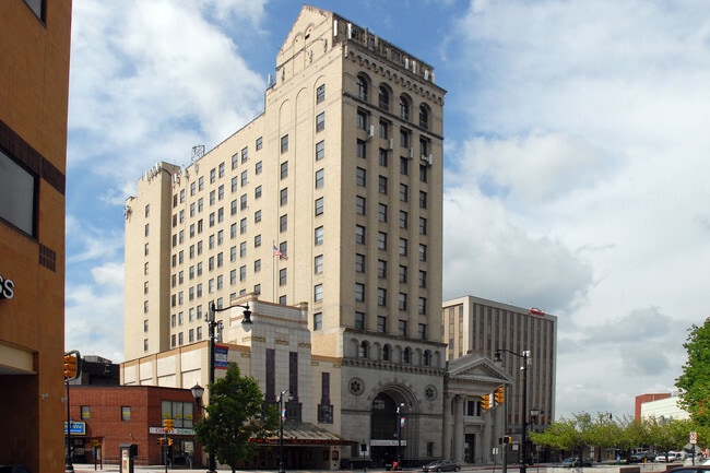 67-69 Public Sq  