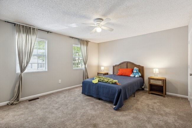 Photo - Lakeside Townhomes